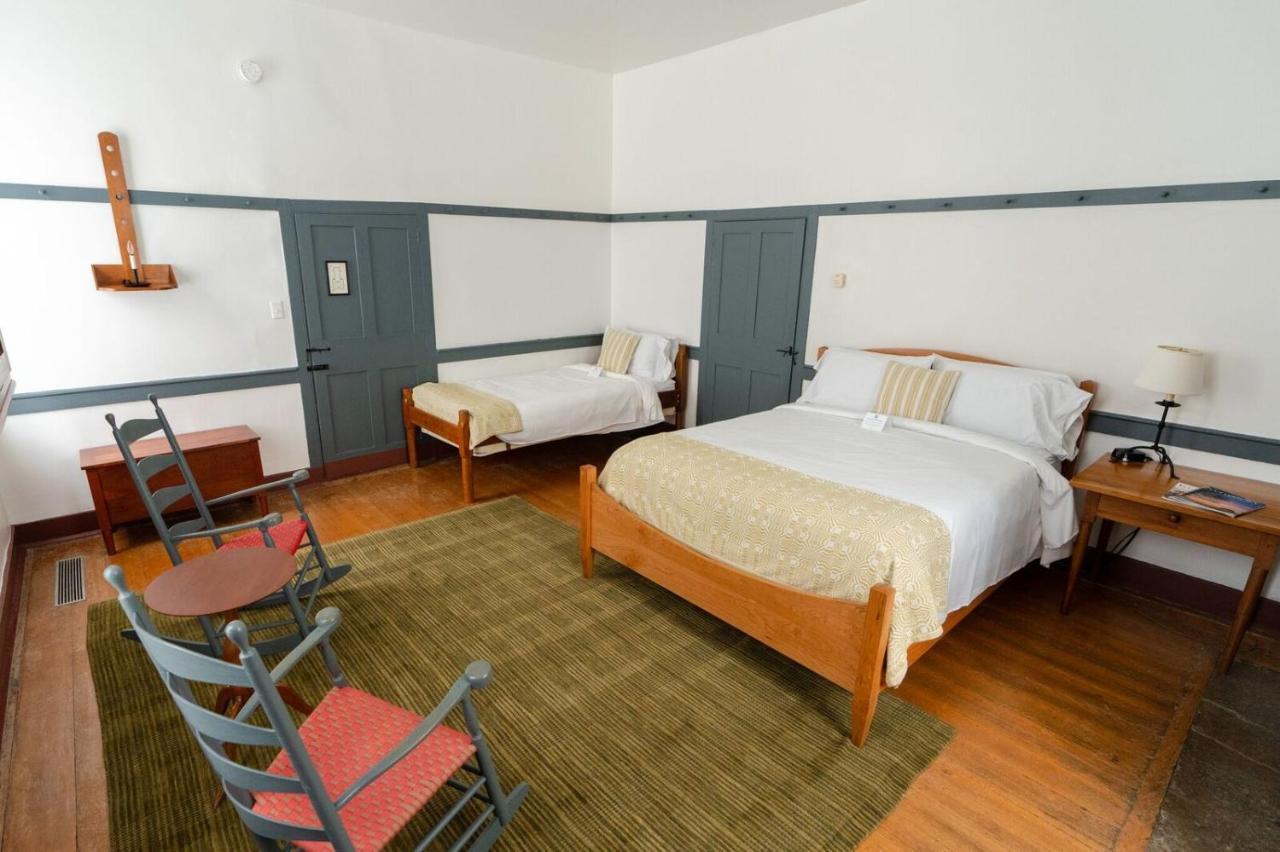 เชกเกอร์ วิลเลจ ออฟ เพลสแซนต์ ฮิลล์ Hotel Harrodsburg ภายนอก รูปภาพ