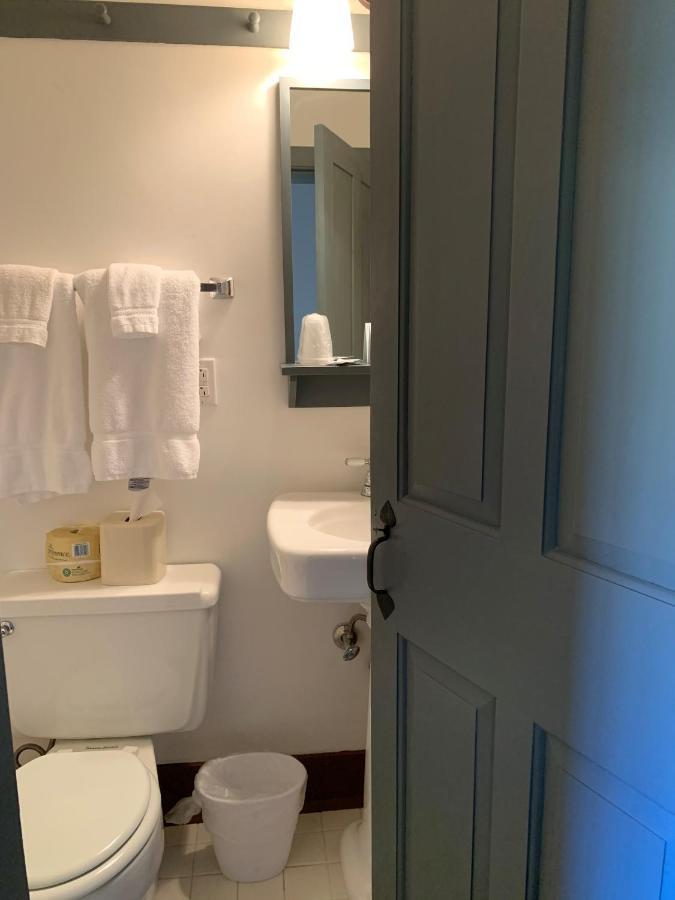 เชกเกอร์ วิลเลจ ออฟ เพลสแซนต์ ฮิลล์ Hotel Harrodsburg ภายนอก รูปภาพ